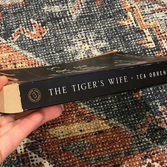 The Tigers Wife Book - Picture 8 of 8